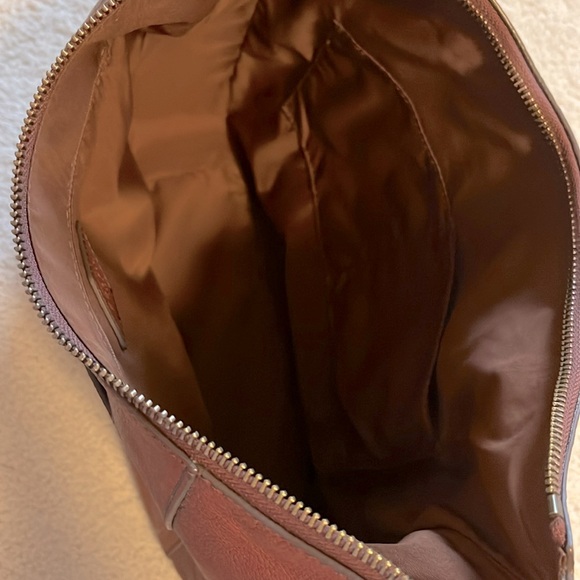 Fossil Crossbody Handbag - Picture 6 of 7